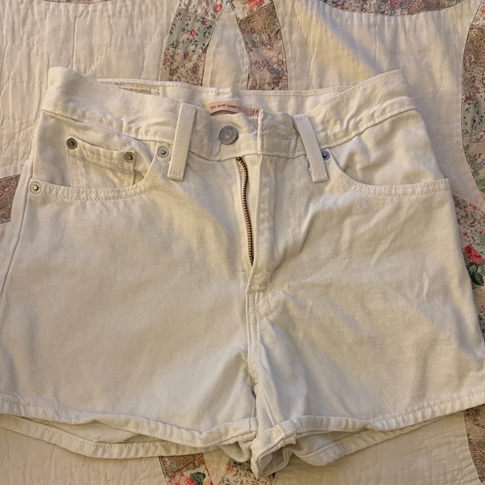 Levi's Women's Cream Jean Shorts